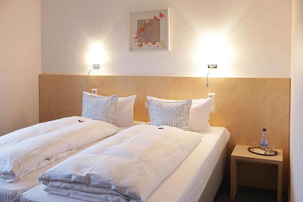 Stadthotel Am Buehnenhaus Kevelaer Δωμάτιο φωτογραφία